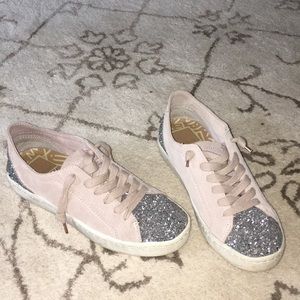Dolce Vita Sneakers